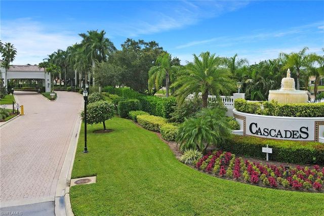8816 CASCADES ISLE BLVD, Estero, FL 33928