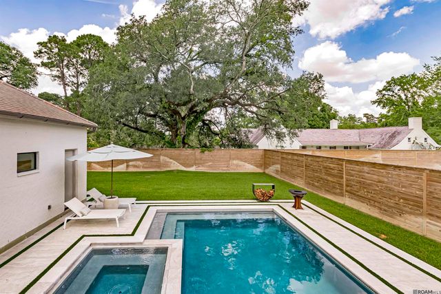 7845 Highland Rd, Baton Rouge, LA 70808