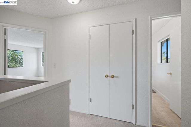 1701 Calais Ct, Hayward, CA 94541