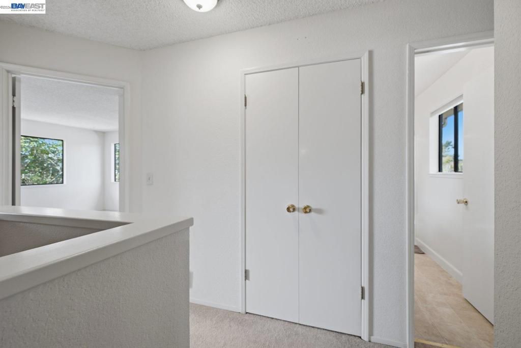 Image 20 of property listing at 1701 Calais Ct, Hayward, CA 94541