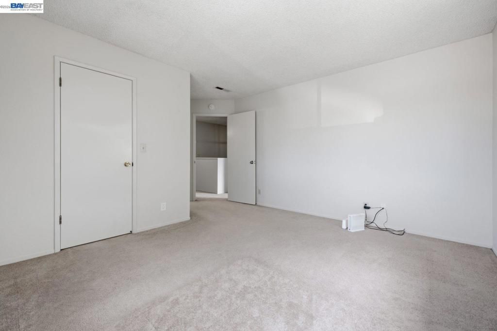 Image 24 of property listing at 1701 Calais Ct, Hayward, CA 94541
