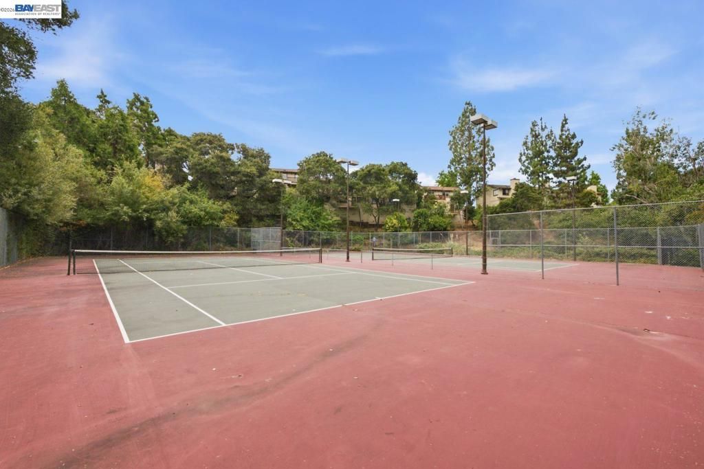 Image 38 of property listing at 1701 Calais Ct, Hayward, CA 94541