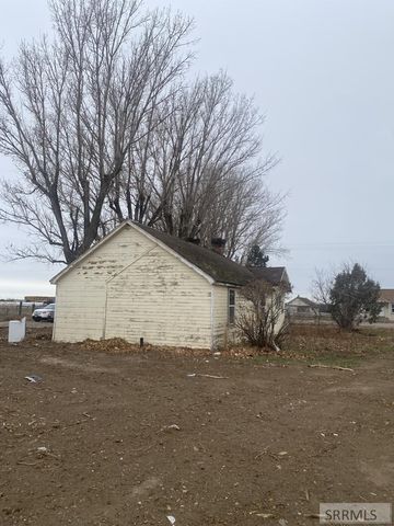 7595 55 W, Idaho Falls, ID 83402