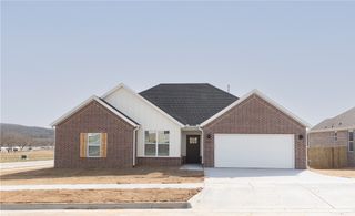 951 Sugar Loaf Street, Prairie Grove, AR 72753