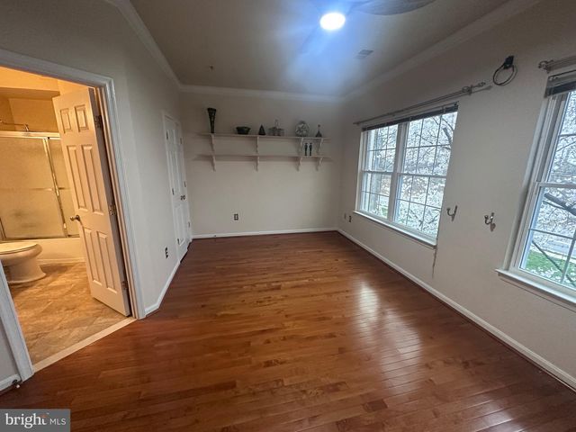 6493 POWATAN KNOLL CT, Alexandria, VA 22312