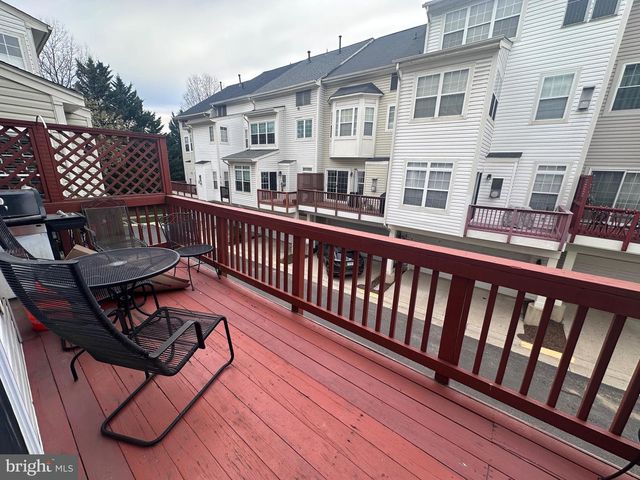 6493 POWATAN KNOLL CT, Alexandria, VA 22312