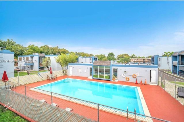 3001 SW 2nd St 115C, Miami, FL 33135