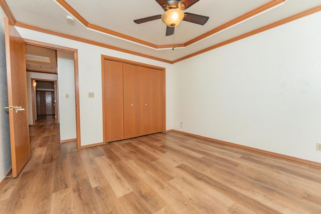 465 W Fargo Avenue, Hanford, CA 93230