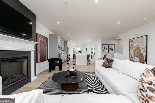 360 Skylar Court SE 114, Atlanta, GA 30315