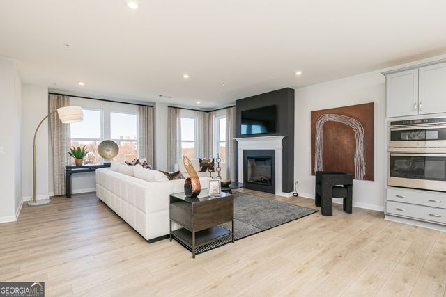 360 Skylar Court SE 114, Atlanta, GA 30315