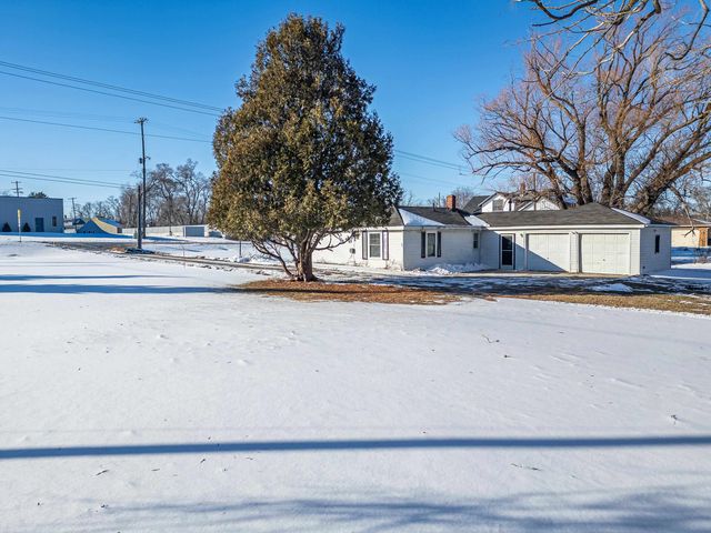 10 State Park Drive, Bay City, MI 48706