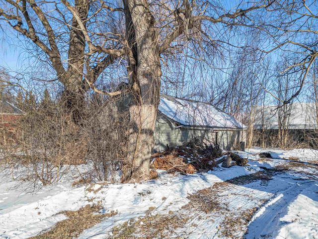 10 State Park Drive, Bay City, MI 48706