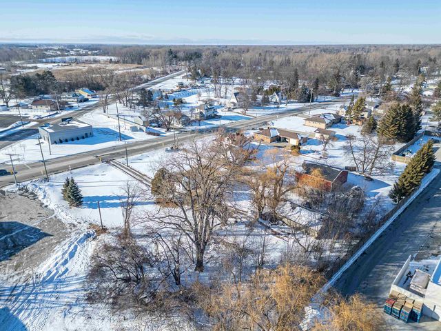 10 State Park Drive, Bay City, MI 48706