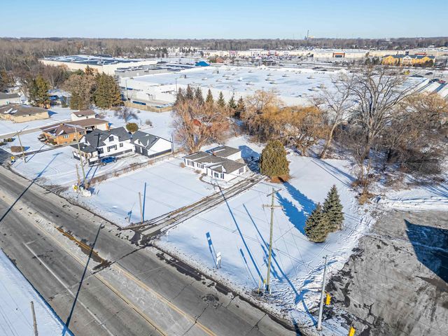 10 State Park Drive, Bay City, MI 48706