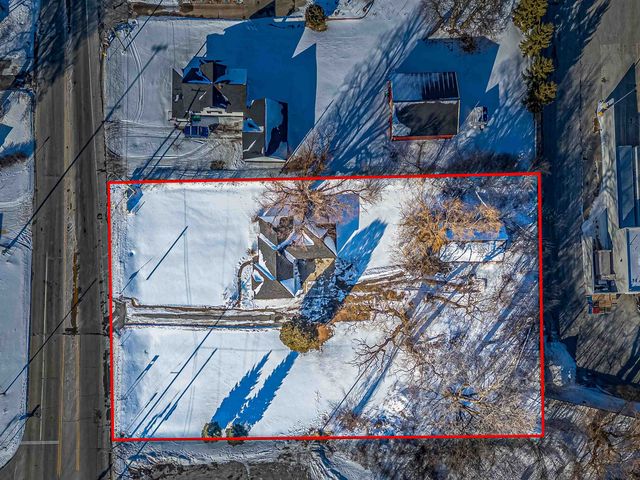 10 State Park Drive, Bay City, MI 48706