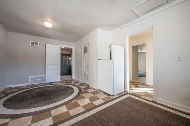 10 State Park Drive, Bay City, MI 48706