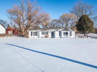 10 State Park Drive, Bay City, MI 48706