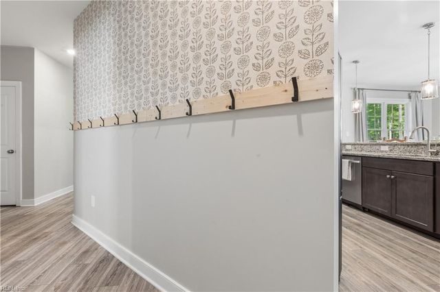 5903 Homeplace LN, Gloucester, VA 23061