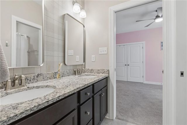 5903 Homeplace LN, Gloucester, VA 23061