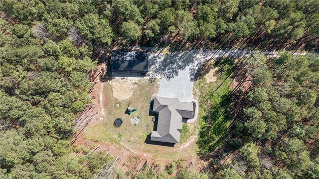 5903 Homeplace LN, Gloucester, VA 23061