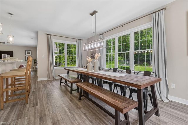 5903 Homeplace LN, Gloucester, VA 23061