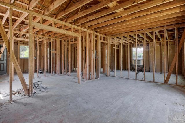 1609 E Leonard St, Pensacola, FL 32503