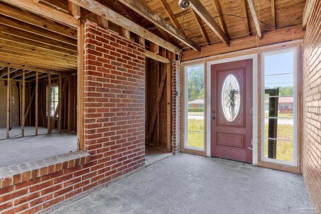 1609 E Leonard St, Pensacola, FL 32503