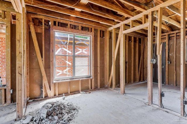 1609 E Leonard St, Pensacola, FL 32503