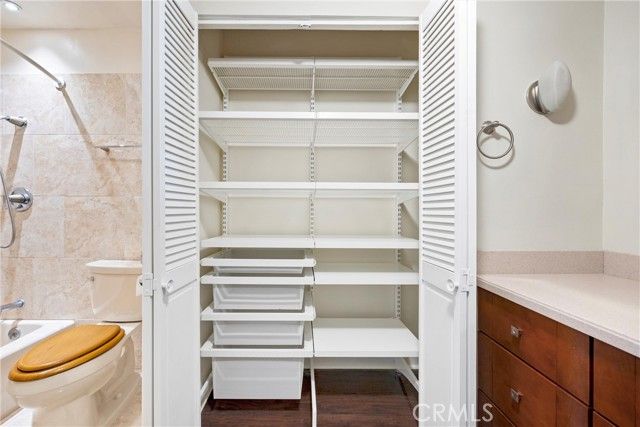 213 Springview, Irvine, CA 92620