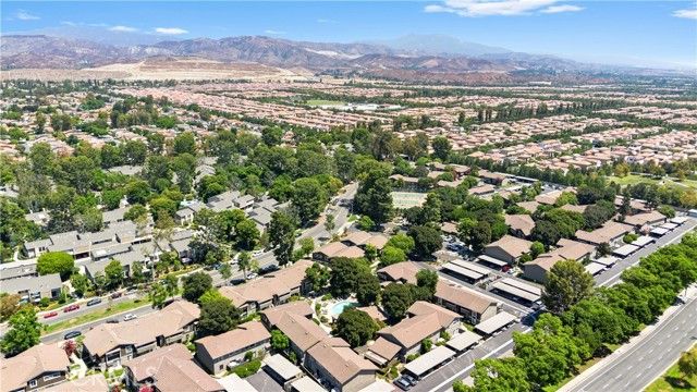 213 Springview, Irvine, CA 92620