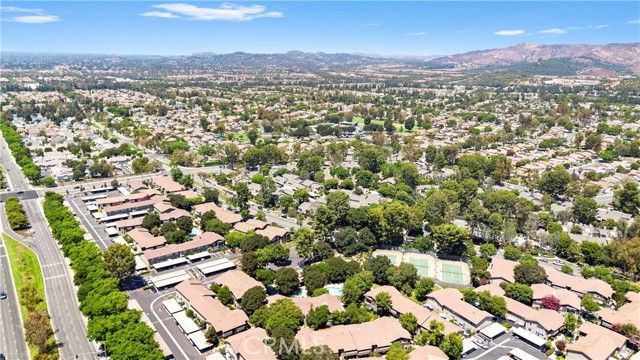 213 Springview, Irvine, CA 92620