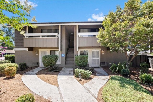 213 Springview, Irvine, CA 92620