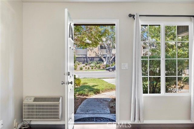 213 Springview, Irvine, CA 92620