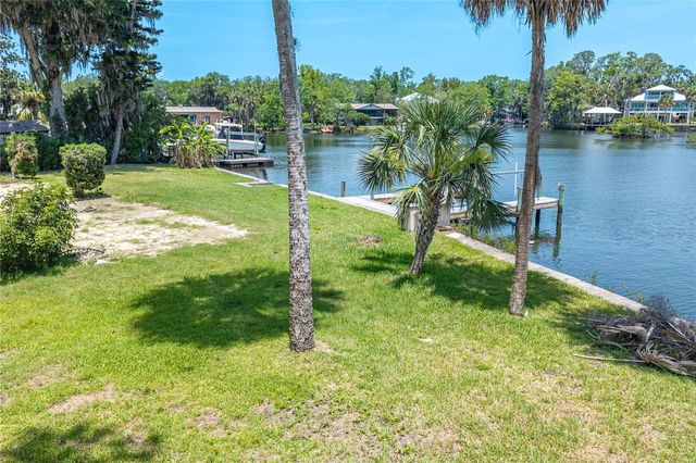 381 NW MAGNOLIA CIRCLE, Crystal River, FL 34428