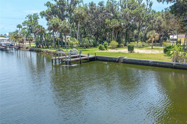 381 NW MAGNOLIA CIRCLE, Crystal River, FL 34428