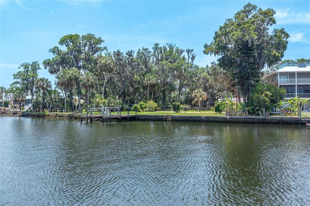 381 NW MAGNOLIA CIRCLE, Crystal River, FL 34428