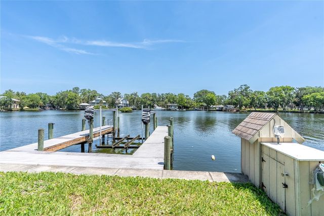 381 NW MAGNOLIA CIRCLE, Crystal River, FL 34428