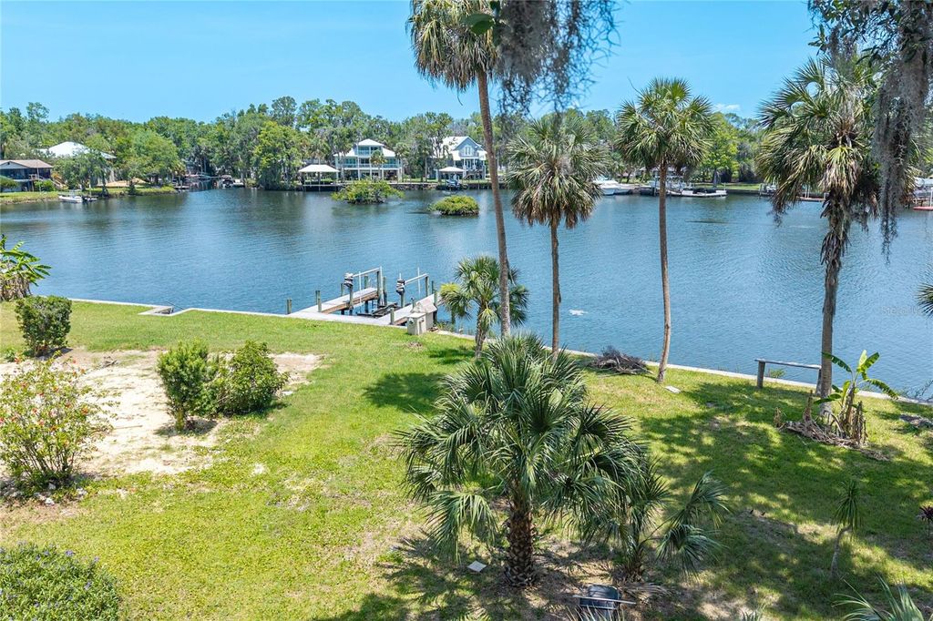 381 NW MAGNOLIA CIRCLE, Crystal River, FL 34428