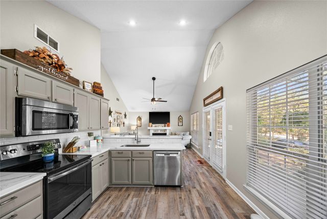 162 Cypress Cove, Holly Lake Ranch, TX 75765