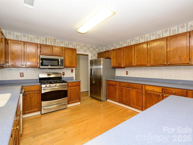 7600 Wallace Lane, Charlotte, NC 28212