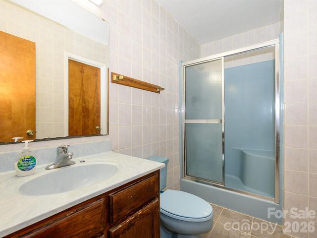 7600 Wallace Lane, Charlotte, NC 28212