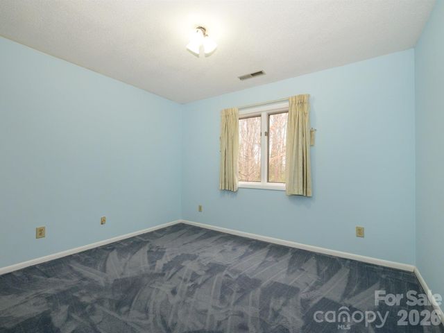 7600 Wallace Lane, Charlotte, NC 28212