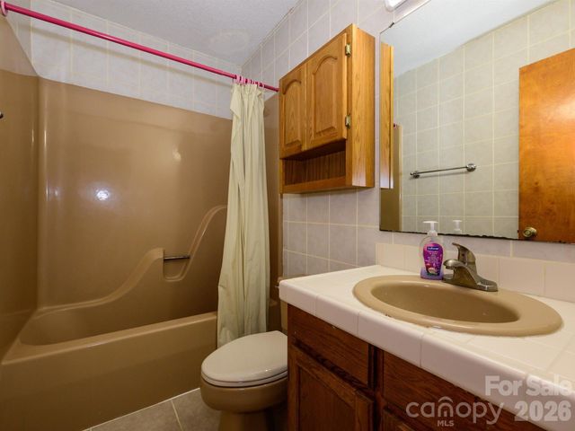 7600 Wallace Lane, Charlotte, NC 28212