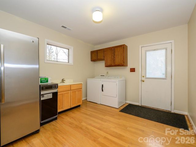 7600 Wallace Lane, Charlotte, NC 28212