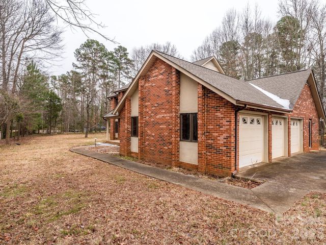 7600 Wallace Lane, Charlotte, NC 28212