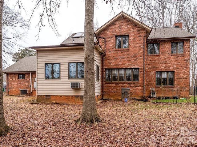 7600 Wallace Lane, Charlotte, NC 28212