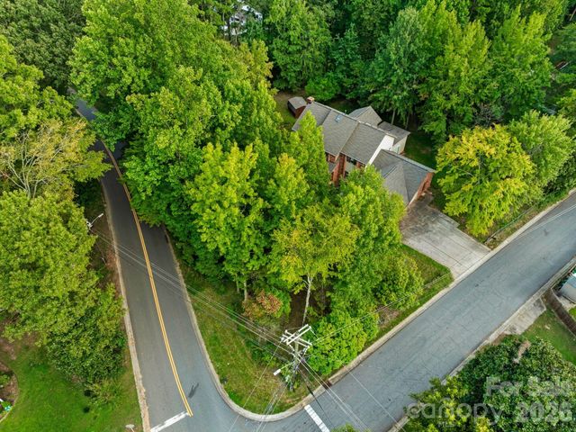 7600 Wallace Lane, Charlotte, NC 28212