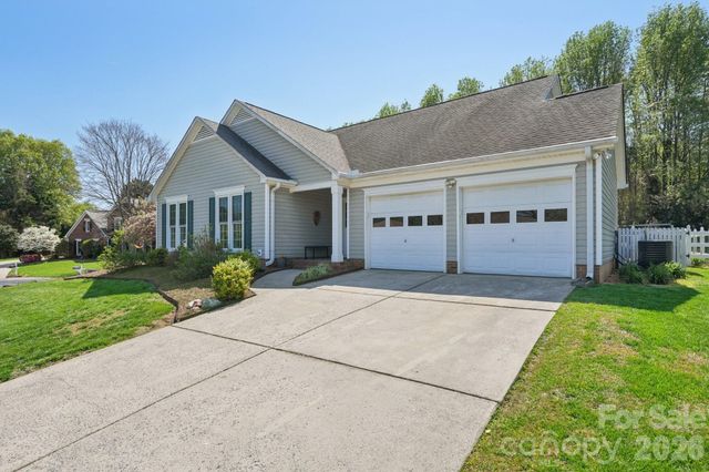 3661 Lake Spring Avenue NW, Concord, NC 28027