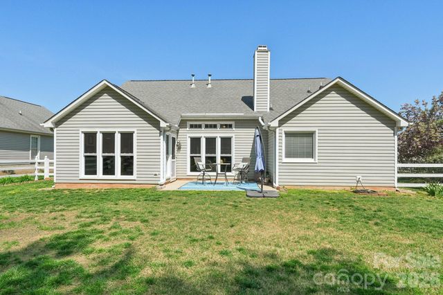 3661 Lake Spring Avenue NW, Concord, NC 28027