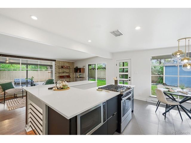 1317 S Chase St, Lakewood, CO 80232